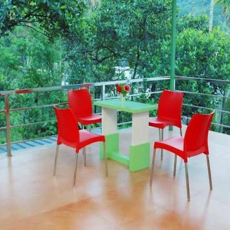 Thekkady Spice Valley Holiday Hotel Εξωτερικό φωτογραφία