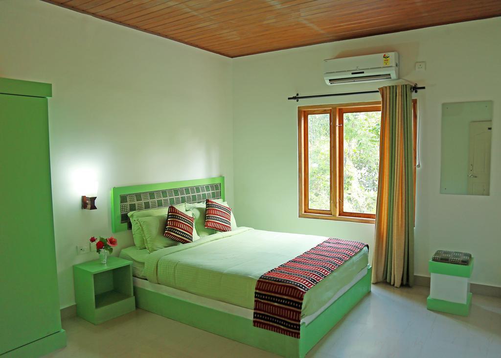 Thekkady Spice Valley Holiday Hotel Δωμάτιο φωτογραφία