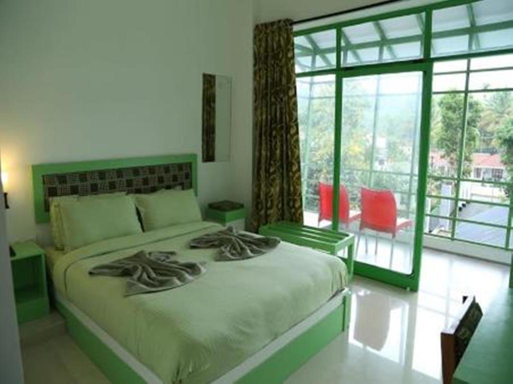 Thekkady Spice Valley Holiday Hotel Εξωτερικό φωτογραφία